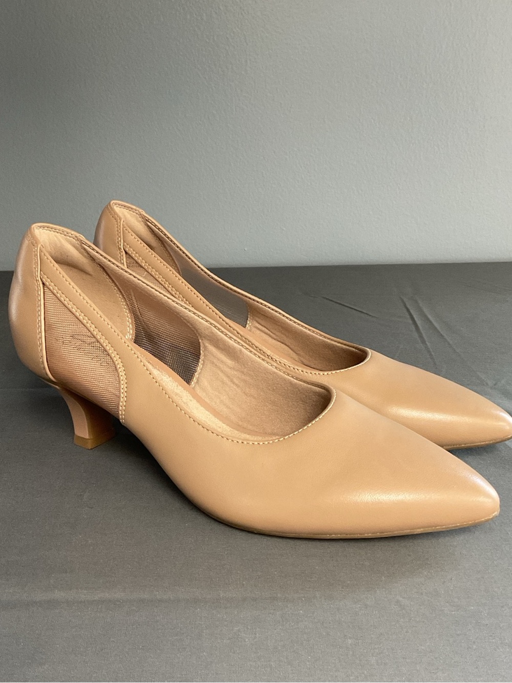 Clarks Beige Pointed-Toe Low Heel Pumps
